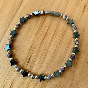 90s-Style Star Bracelet
